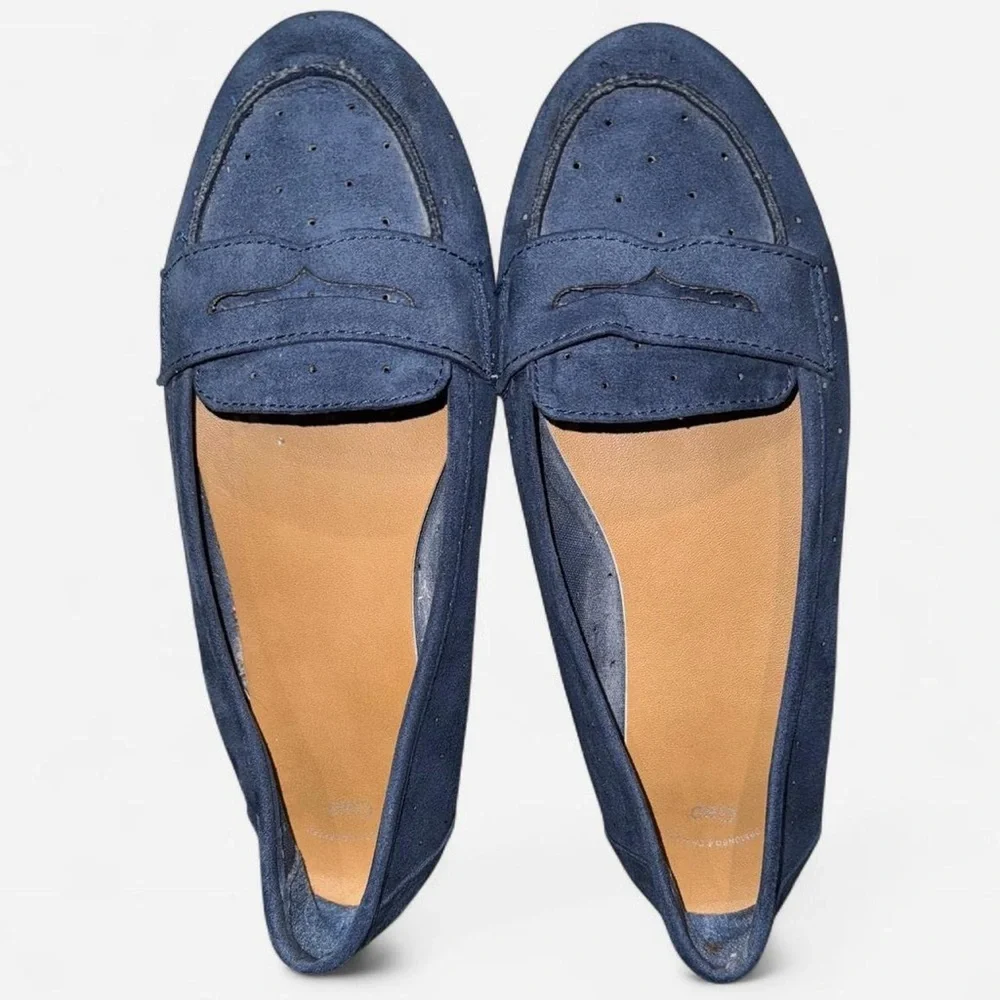 Navy Blue Soft Suede Ballet Flat Loafer Shoes (WOMENS 6) from The Gap - Picture 8 of 8